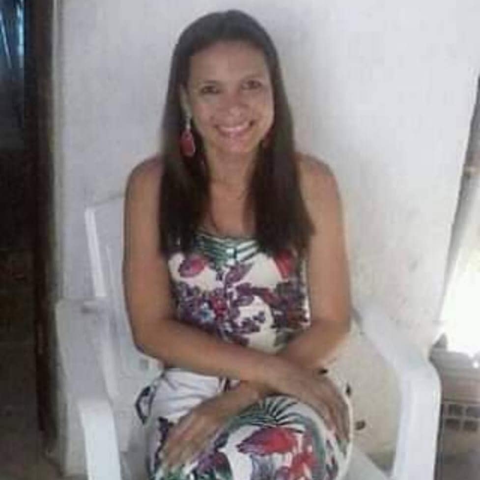 Através da Secretaria Municipal de Saúde, manifestamos nosso profundo sentimento de pesar pela irreparável perda da servidora pública Fabíola de Figueiredo Falcão, que era Agente Comunitária de Saúde, prestou durante boa parte de sua vida, relevante serviço aos moradores do Bairro Botafogo. Neste momento de dor, todos que fazemos a Prefeitura Municipal de Itabaiana, prestamos solidariedade à família enlutada.#LUTOPMI