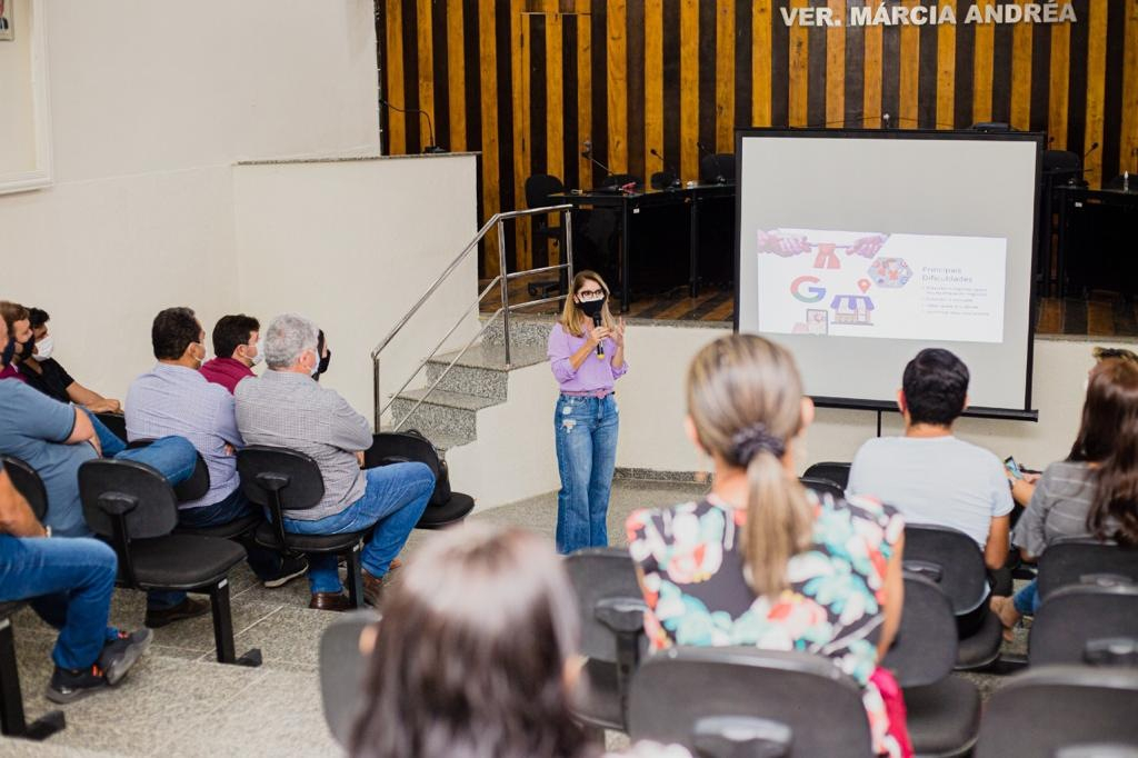 ️ Projeto Empreender Solidário! ⠀⠀⠀Aconteceu ontem, na Câmara de Vereadores de Itabaiana, o projeto Empreender Solidário, que reuniu empreendedores da cidade para assistirem palestras sobre o tema empreendedorismo. ⠀⠀Ao final do evento todos os participantes recebem certificados por estarem presentes no evento. ⠀⠀#PMI #MAISPROGRESSO #MAISTRABALHO #ITABAIANA