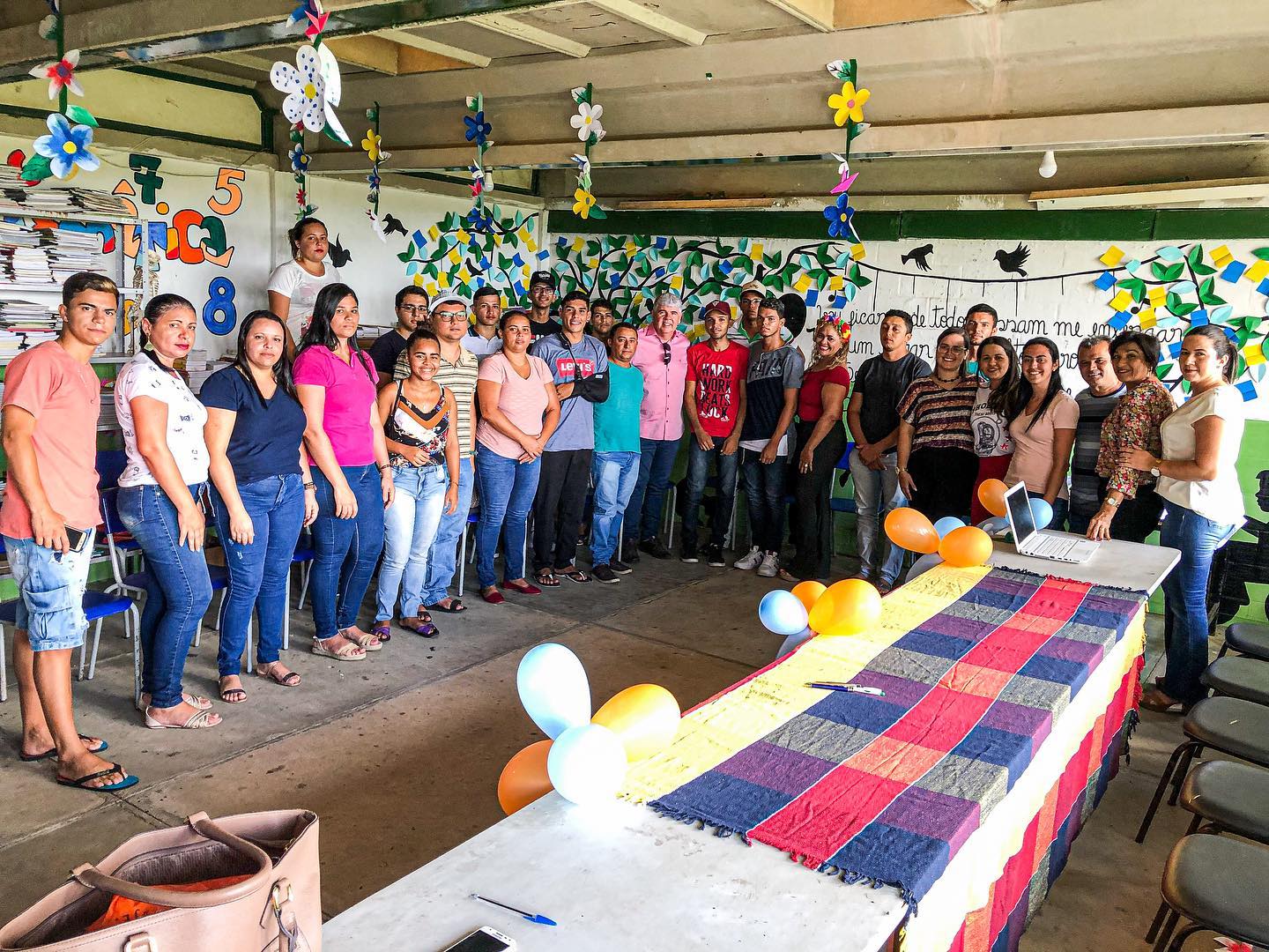 Vinte cinco alunos participaram da aula inaugural curso do Paraíbatec em nossa cidade. Está sendo ofertado o Curso Técnico de Eletricista em Energias Renováveis. O curso tem durabilidade de seis meses, as aulas estão acontecendo no CAIC, e o público é preferencialmente os moradores da Zona Rural. Esta ação, é mais uma realização do Governo-PB, através do Paraíbatec, em parceria com a Prefeitura Municipal de Itabaiana, através da Secretaria Municipal de Educação e Diretoria de Agricultura, Abastecimento e Pesca. #MAISEDUCAÇÃO#SOMOSTODOSPARAÍBA#PMI #TRABALHODEVERDADE