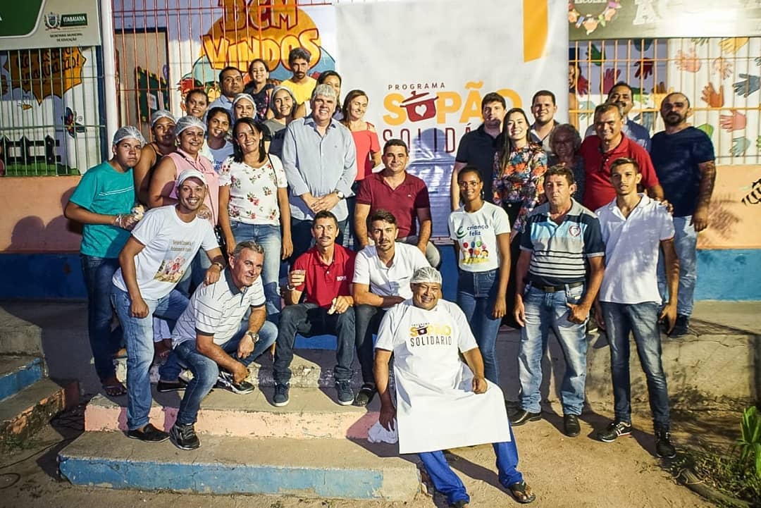 Mais uma edição do Sopão Solidário realizada com sucesso! Desta vez, levamos para o bairro da Suburbana. Em parceria com o NASF, o bate-papo com a população ficou por conta da nutricionista Miriam Sabina, que abordou o tema: "Alimentação". Mais uma ação da Secretaria Municipal de Desenvolvimento Humano e Social, para o povo! #MAISAÇÃO#PMI #TRABALHODEVERDADE