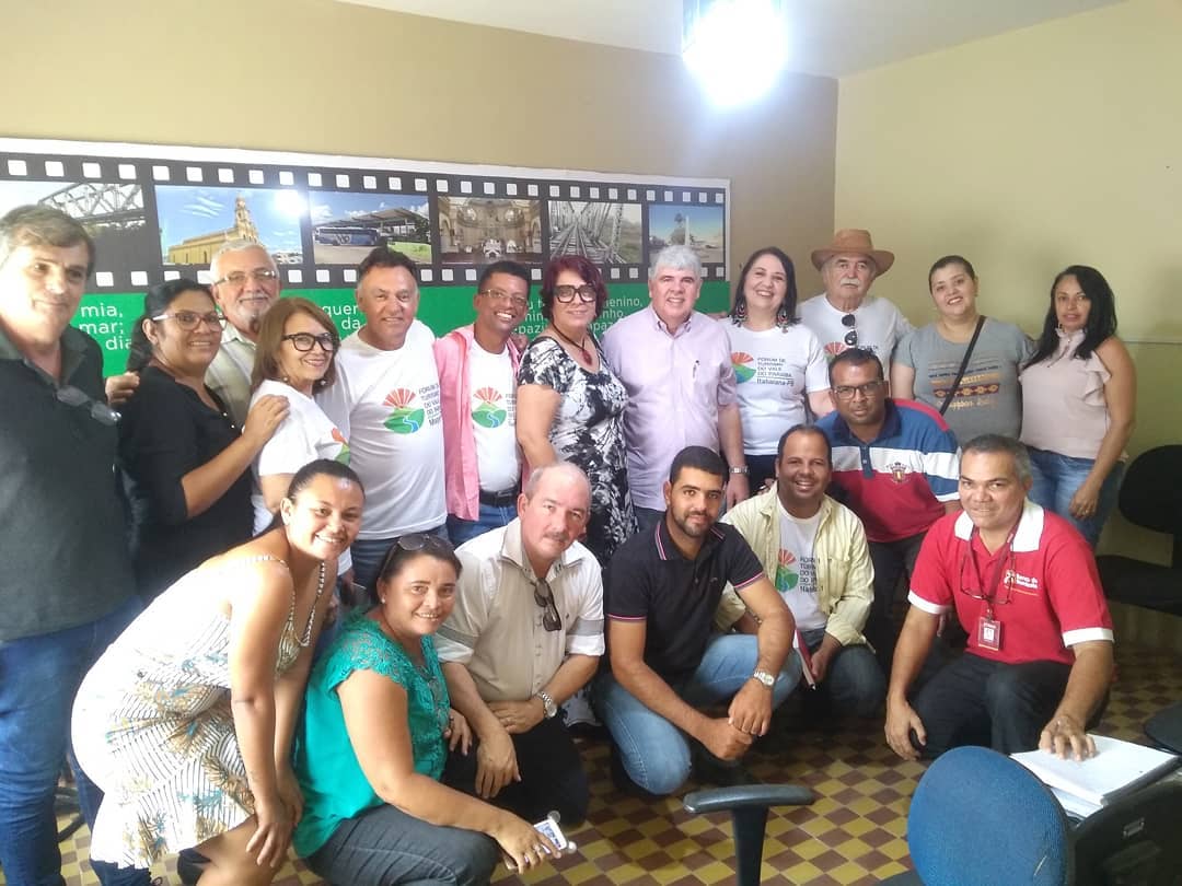 Através da Secretaria Executiva de Cultura, ocorreu na manhã de hoje, na sede da Secretaria Municipal de Educação, uma reunião extraordinária, onde foram tratadas as ações de desenvolvimento do Turismo na região do Vale do Paraíba. #PMI #Secult #TrabalhoDeVerdade