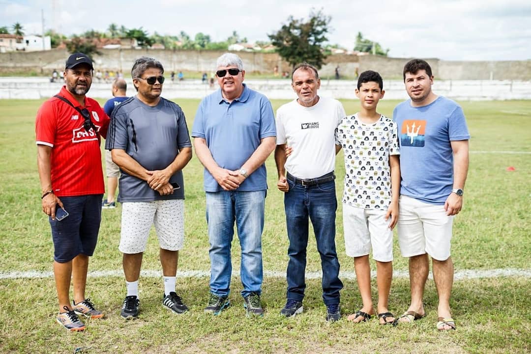 Continuando os festejos de 128 anos de Itabaiana, pudemos prestigiar na manhã de sábado, a partida sub 17 de futebol entre os Leões de Itabaiana e Botafogo. Foi um momento de muita alegria para todos os atletas, dirigentes e torcedores presentes. #ITABAIANA128ANOS #PMI #TRABALHODEVERDADE