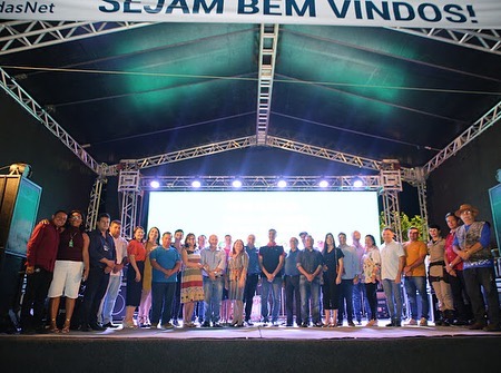 Mais uma edição da Feira de Negócios do Vale do Paraíba - FENEVALE, finalizada com sucesso! Foram 51 standes, mais de 200 expositores, diverversas apresentações culturais e músicas. Evento que integra os municípios do Vale do Paraíba, visando o desenvolvimento territorial, promovendo a comercialização de produtos locais e regionais, dos mais diversos setores. A todos que participaram de forma direta ou indireta, nosso muito obrigado! Saiba mais sobre em: http://itabaiana.pb.gov.br/site/e-mails/#FENEVALE #PMI #TRABALHODEVERDADE
