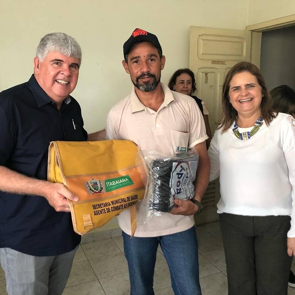 O trabalho na Secretaria Municipal de Saúde não para!Entregamos o material de trabalho dos Agentes de Combate as Endemias, ação que visa oferecer melhorias para as condições de trabalho dos profissionais, e qualidade aos serviços de saúde prestados à população. http://itabaiana.pb.gov.br/site/#MAISSAÚDE #ACE#PMI #TRABALHODEVERDADE